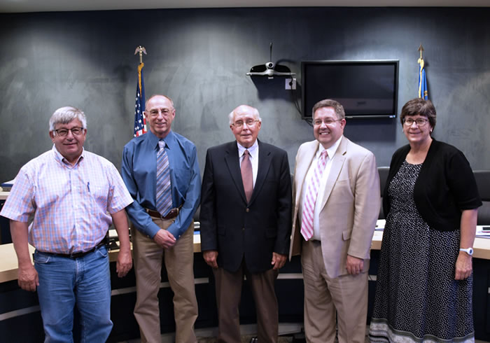 Photo of the members of the Board for Financing Water Projects